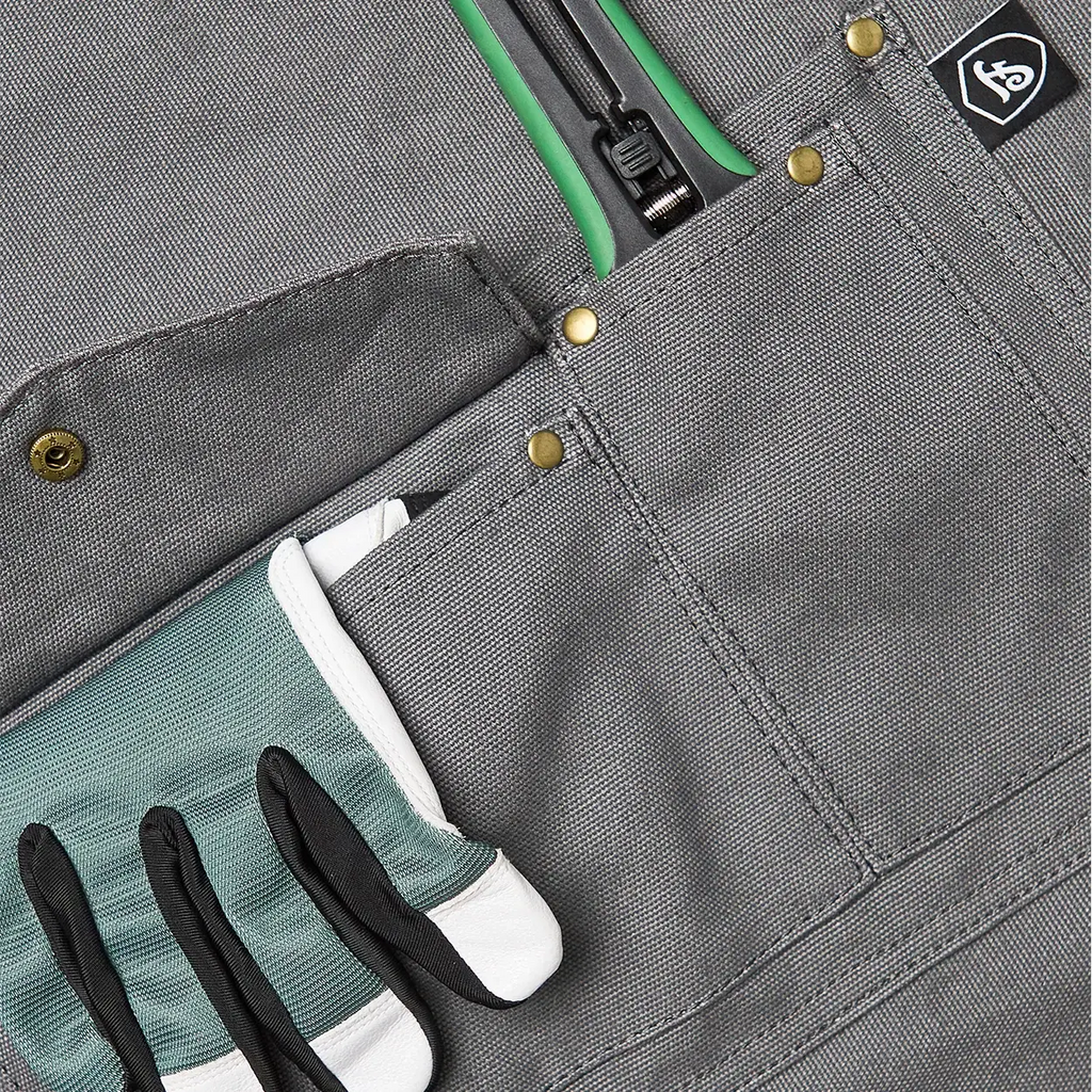 The Canvas Workhorse Apron - Dark Gray